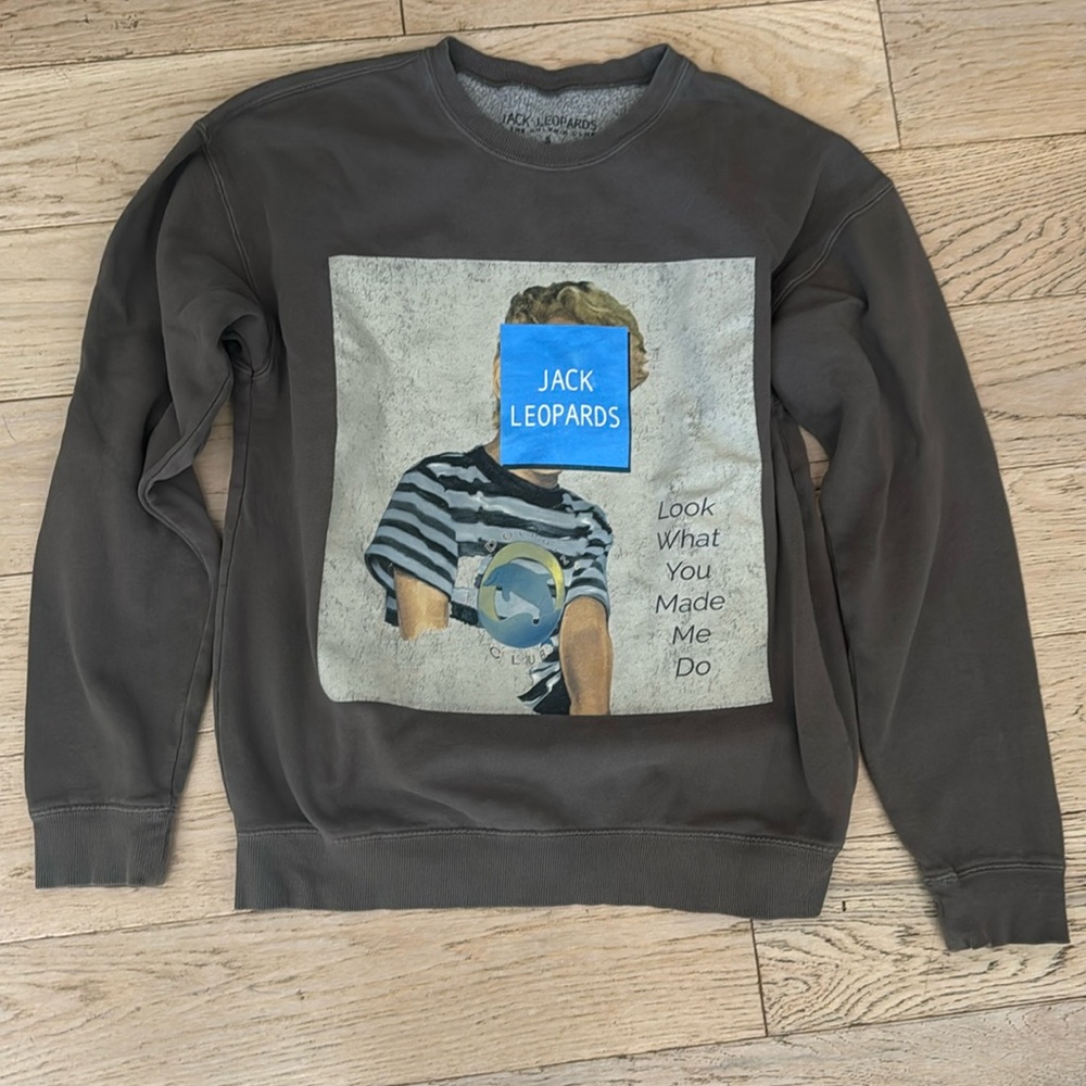 Taylor Swift Jack Leopards & Dolphin Club Look What You Made Me Do Sweatshirt S